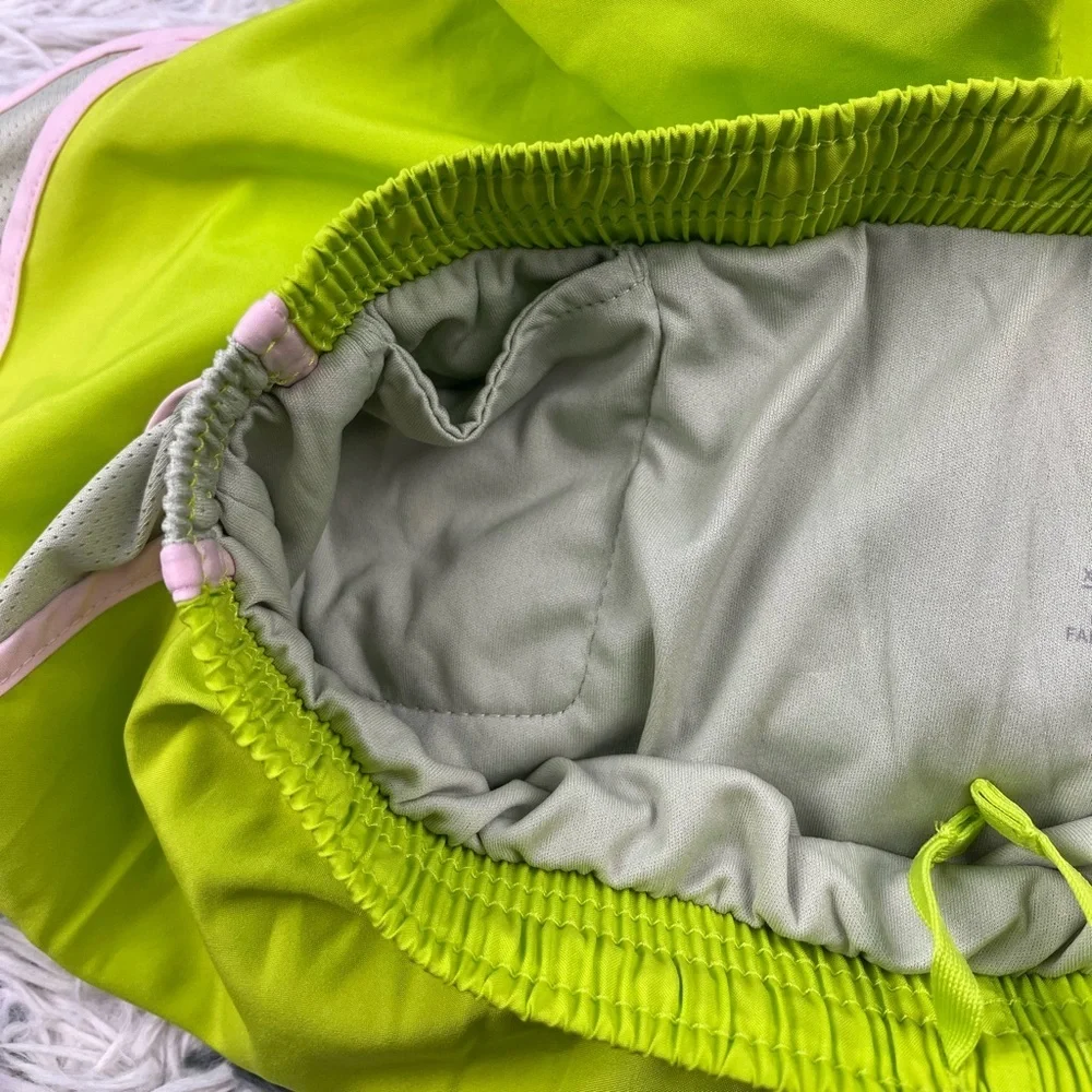 Nike Dri-Fit Kids Girls Green Pink Running Shorts Size XL